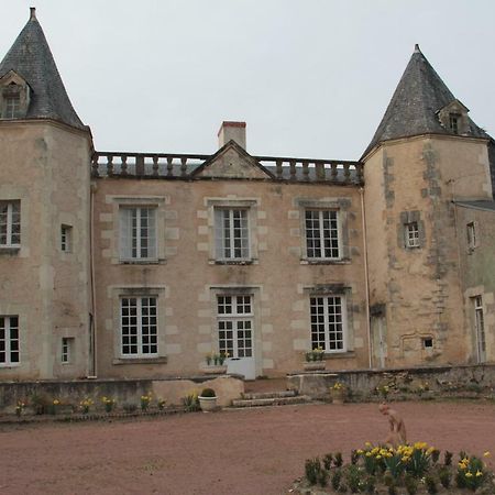 Le Logis De La Foret Hotel Sainte-Verge Esterno foto