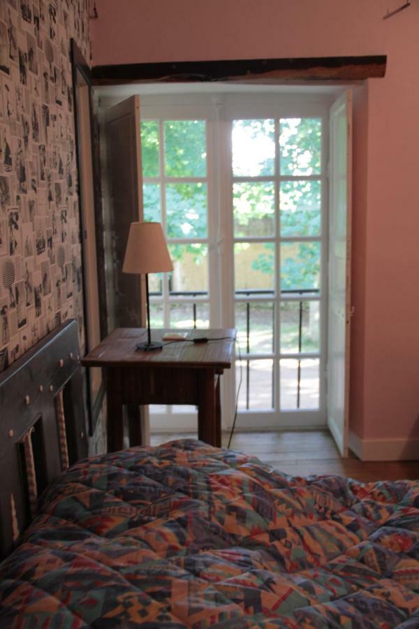 Le Logis De La Foret Hotel Sainte-Verge Esterno foto