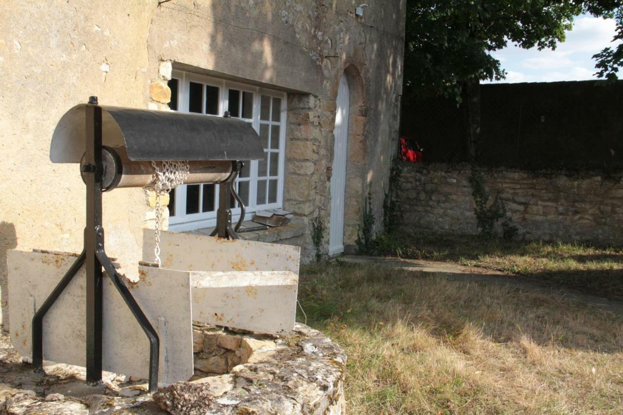 Le Logis De La Foret Hotel Sainte-Verge Esterno foto