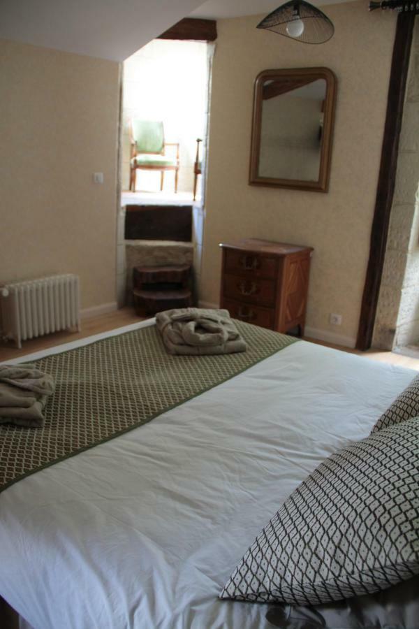 Le Logis De La Foret Hotel Sainte-Verge Esterno foto